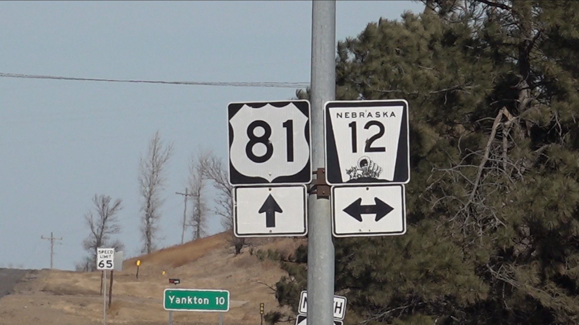 Mixed feelings about plans of a roundabout at highway intersection