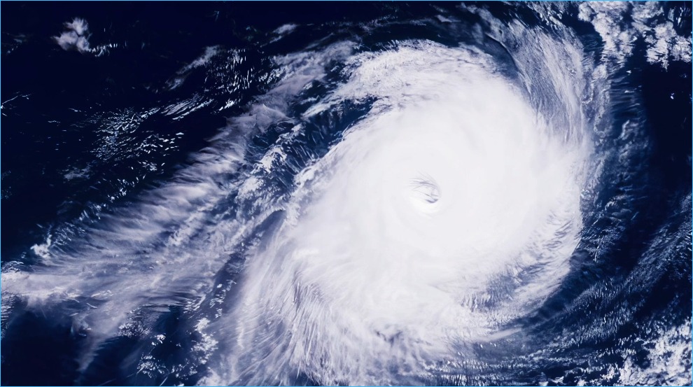 Category 5 Super Typhoon Sinlaku could be "very grim" for Tinian, Saipan