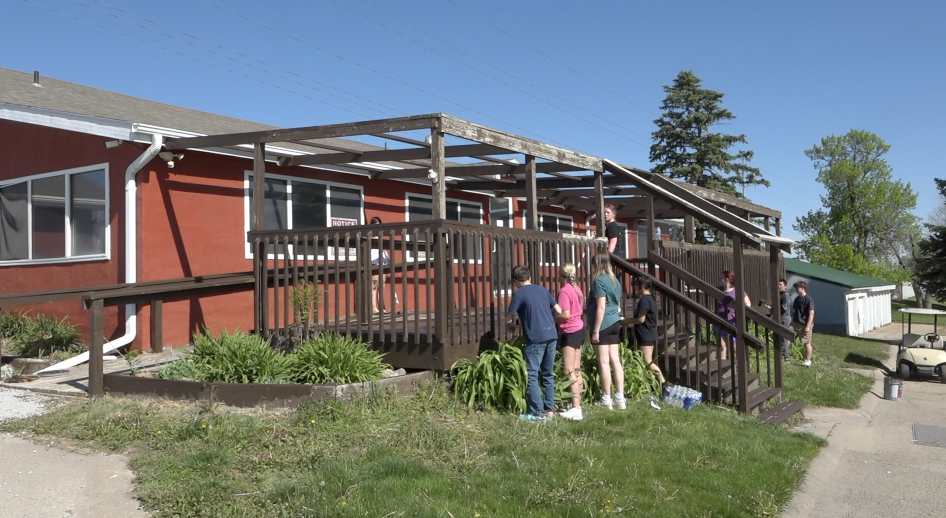 Students give back across Gibbon during annual community service day
