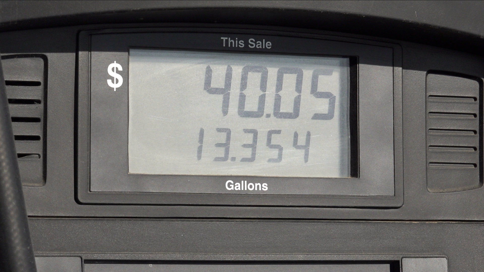 Gas prices jump across Nebraska as global tensions impact oil market