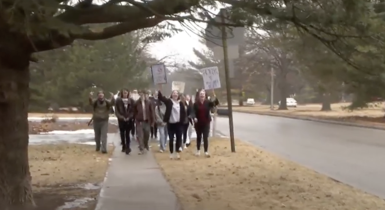 Hundreds of Lincoln students walk out of class to protest ICE