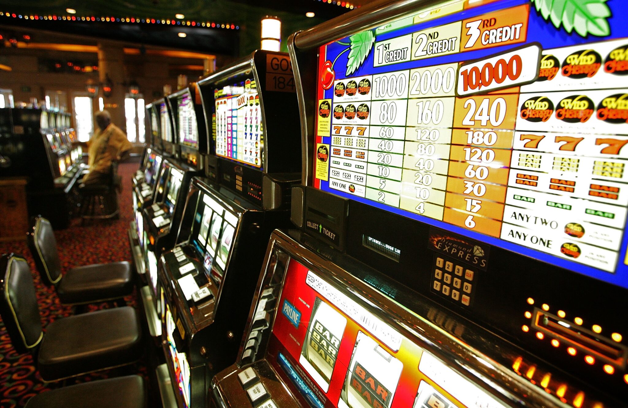 Report says legalizing online sports betting in Nebraska could generate $87M over 5 years