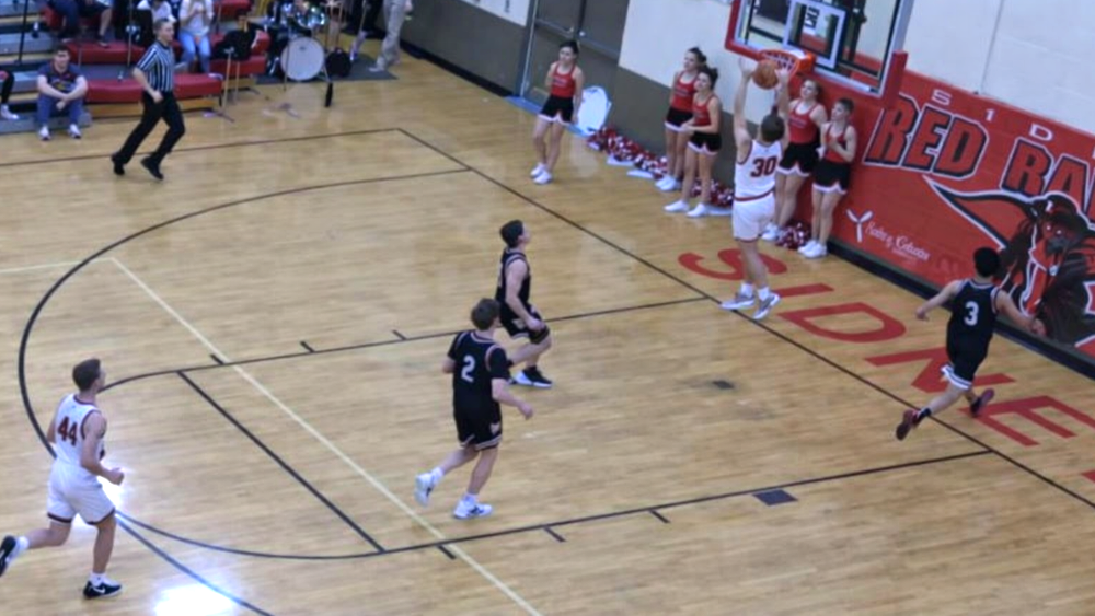 Bearcats Sweep Raiders on Senior Night