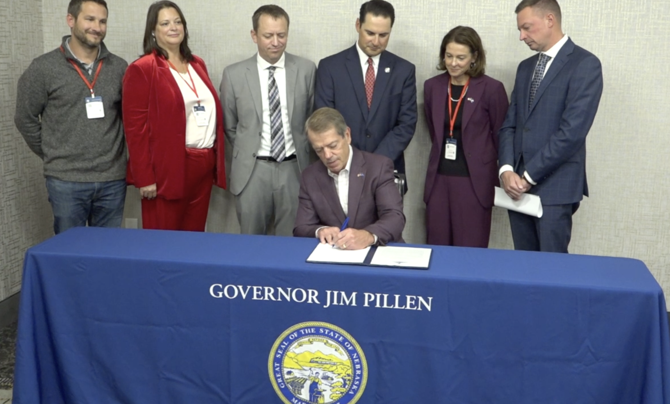 Weather Channel Topper Pillen announces executive order on statewide economic development ...